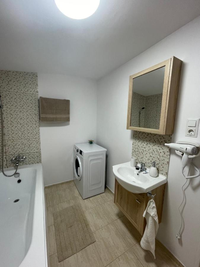 Jokai Apartments Nr7, Code Entry Сфинту-Ґеорґе Екстер'єр фото