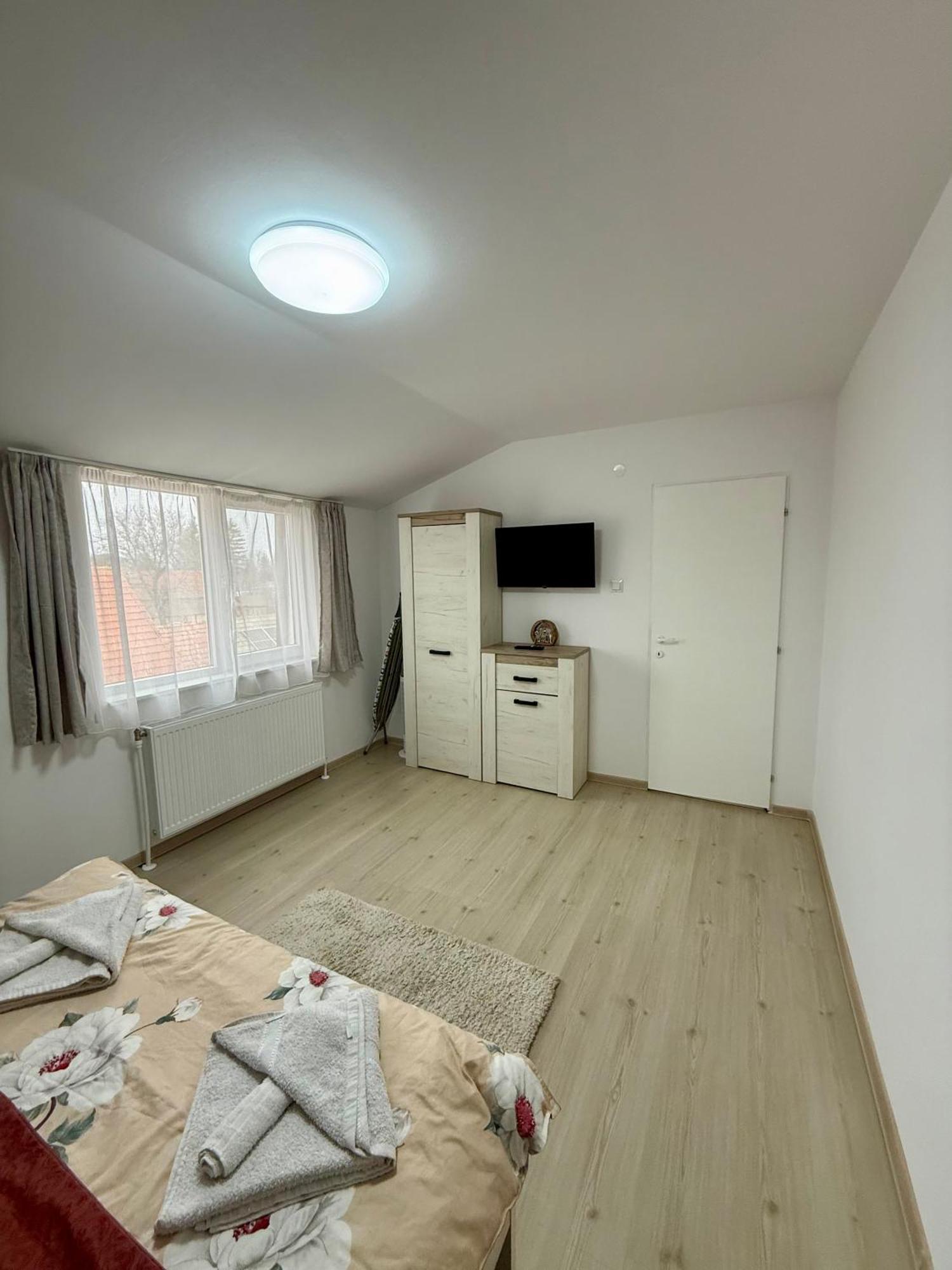Jokai Apartments Nr7, Code Entry Сфинту-Ґеорґе Екстер'єр фото